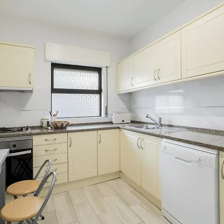 شقة Areias De Sao Joao 2br - Shared Pool & Terrace, By Hopstays *