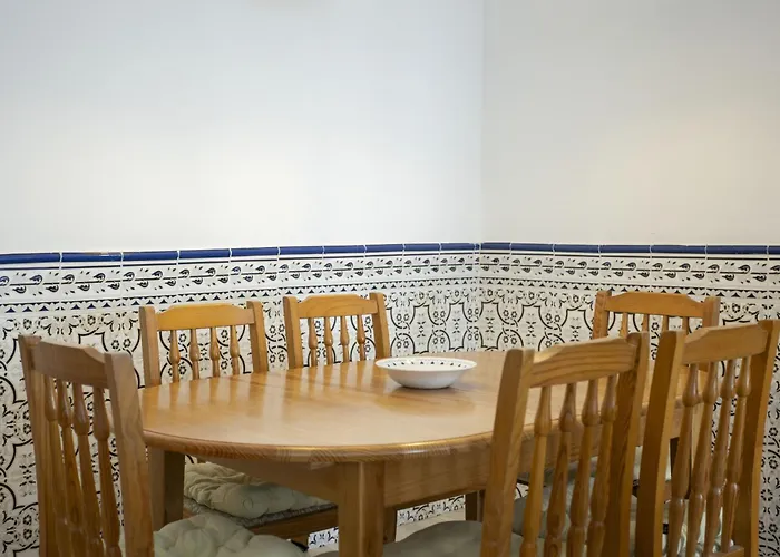 公寓 Areias De Sao Joao 2br - Shared Pool & Terrace, By Hopstays *