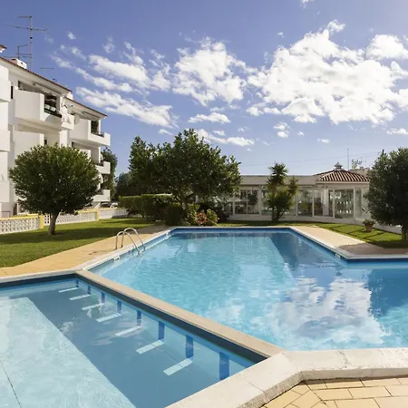 Apartment Areias De Sao Joao 2br - Shared Pool & Terrace, By Hopstays