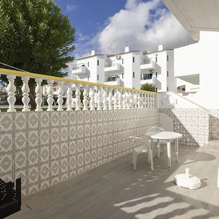 Apartment Areias De Sao Joao 2br - Shared Pool & Terrace, By Hopstays Albufeira